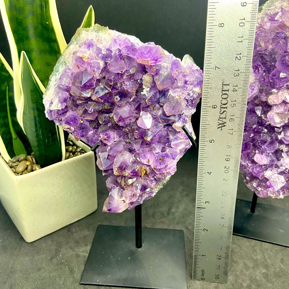 Deep purple amethyst on stand